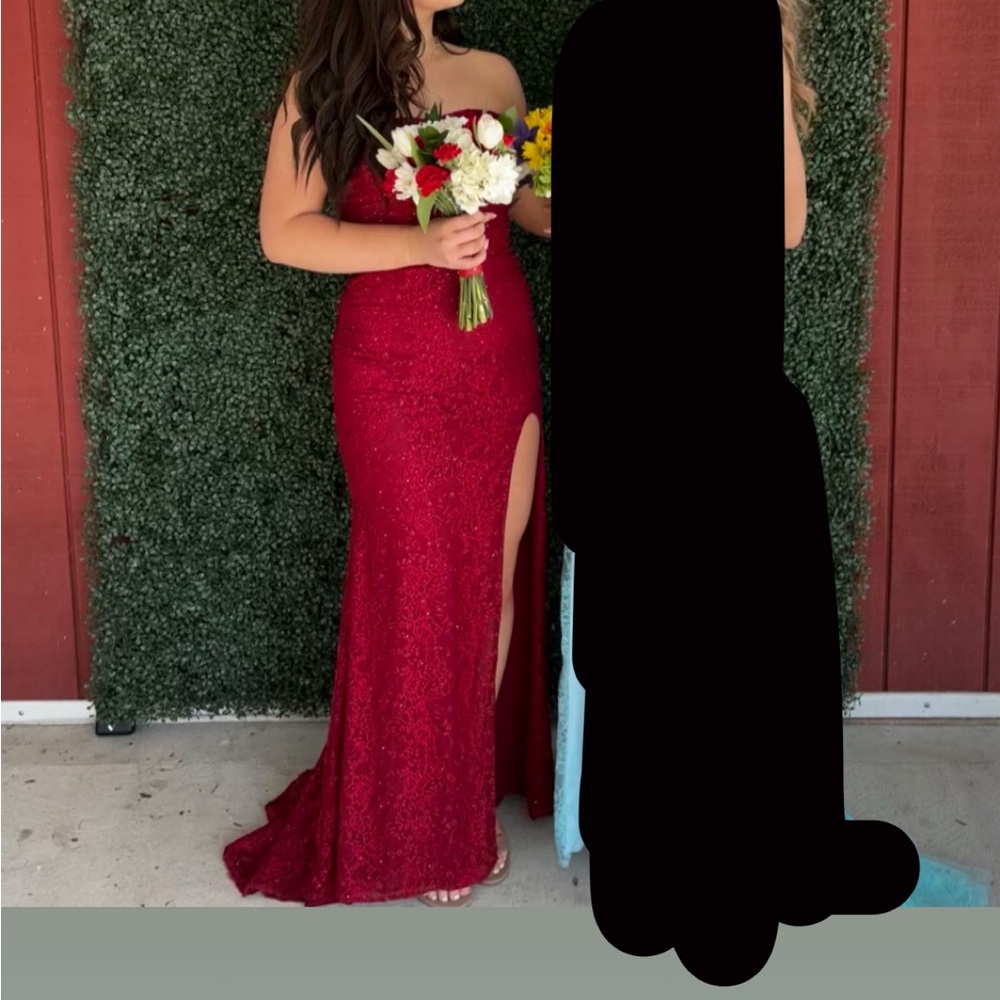 la femme red prom dress size